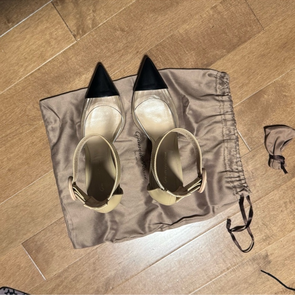 Gianvito Rossi Nude and Black Leather and PVC Ankle Strap Pumps Size 38.5 - Picture 2 of 12
